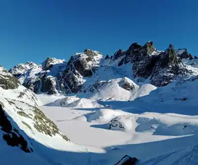 Cascade de l’Oursière hiking trail - natural landscape