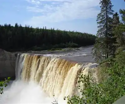 Sentier de randonnée Alexander Falls - paysage naturel