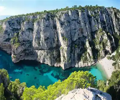 Sentier de randonnée Parc national des Calanques - paysage naturel