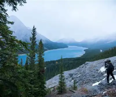 Spray Lakes Reservoir scenery - hiking