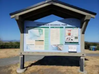Paysage de Iona Beach Regional Park - randonnée pédestre