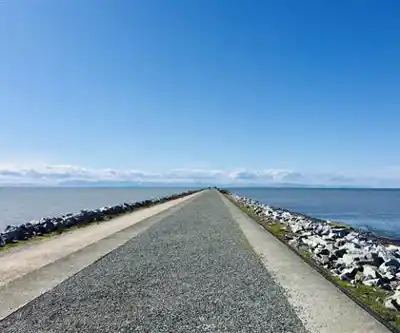 Balade en nature à Iona Beach Regional Park