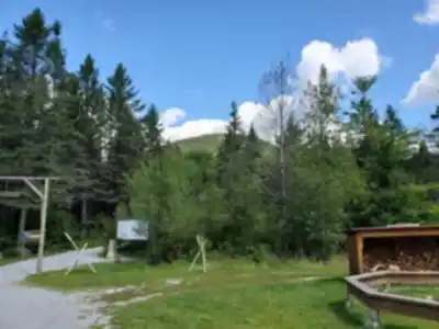 Explore Parc régional du Mont Ham trail
