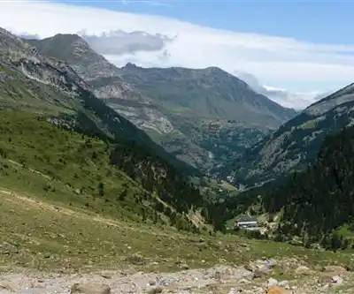 La Grande Cascade hiking trail - natural landscape