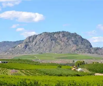 Okanagan Falls hiking trail - natural landscape