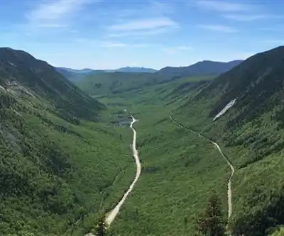Sentier de randonnée Zealand Falls - paysage naturel