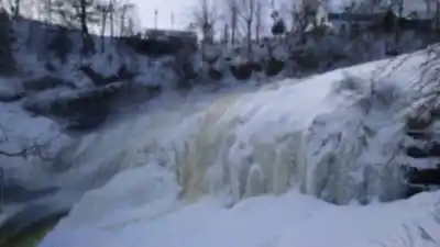 Discover Parc De La Falaise Et De La Chute Kabir Kouba in Québec City Region