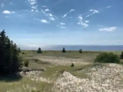 Parc nature de Pointe-Aux-Outardes hike - nature and outdoors