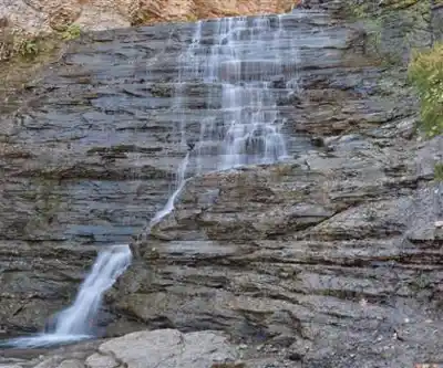 Rockway Falls hiking trail - natural landscape
