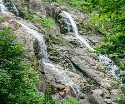Cascade d'Ars hiking trail - natural landscape