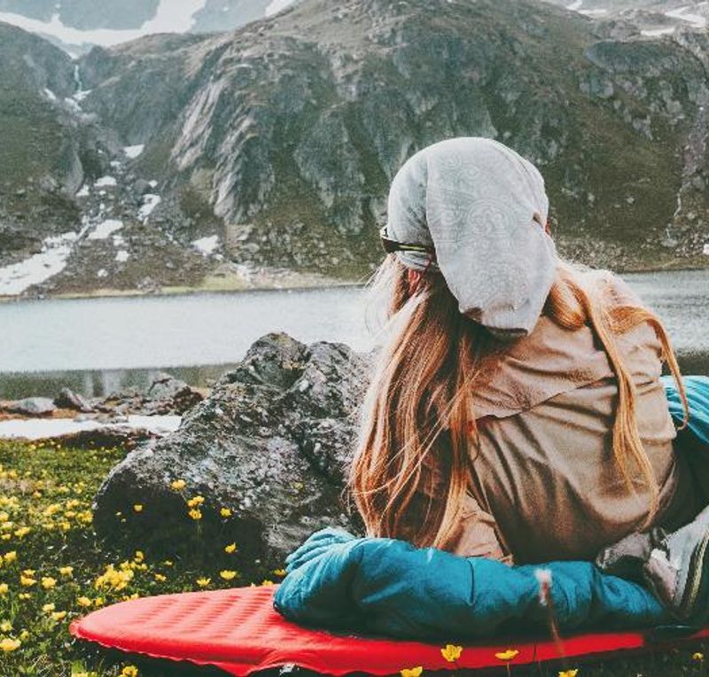 7 astuces pour mieux dormir en plein air