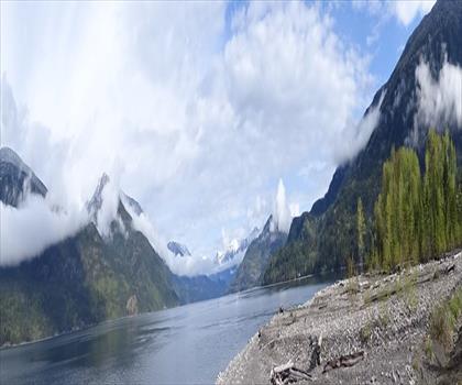 Slocan Lake trail - hiking in Kootenay Rockies
