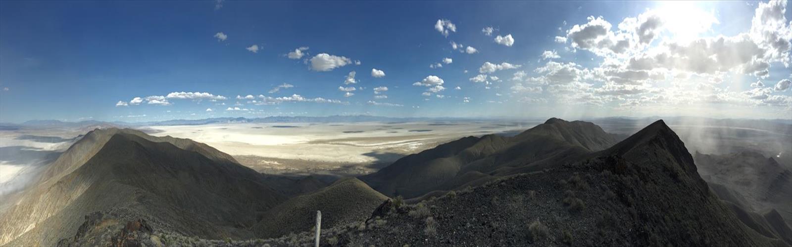Churchill Peak trail - hiking in Las Vegas Valley
