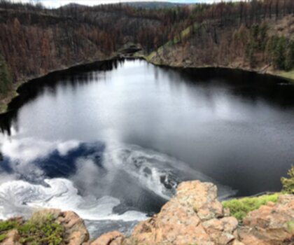 Crater Lake trail - hiking in Skylands Region