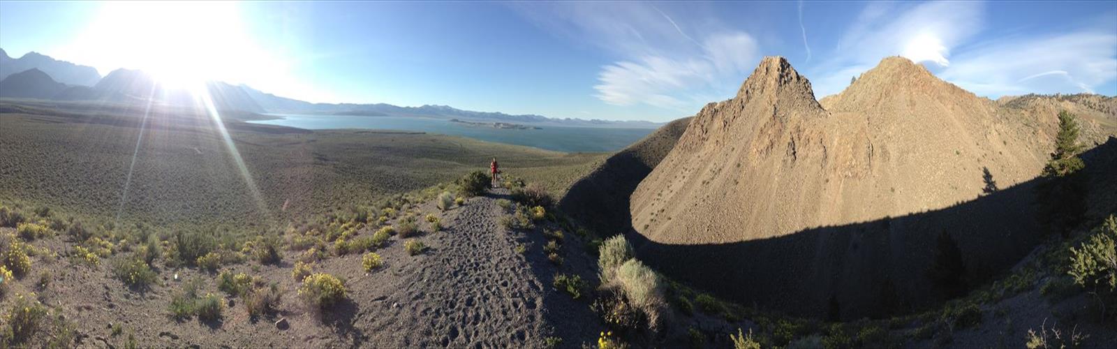 Panum Crater trail - hiking in Sierra Nevada