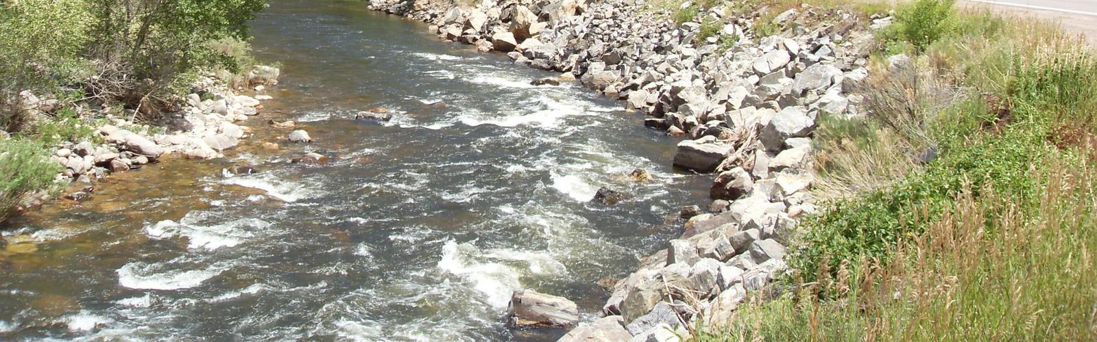 Cache La Poudre River trail - hiking in Denver and Cities of the Rockies