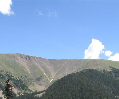Berthoud pass trail - hiking in Rockies Playground