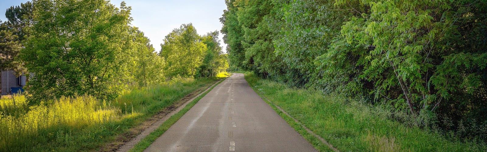 Cedar Lake Trail trail - hiking in Minneapolis-St. Paul Metro
