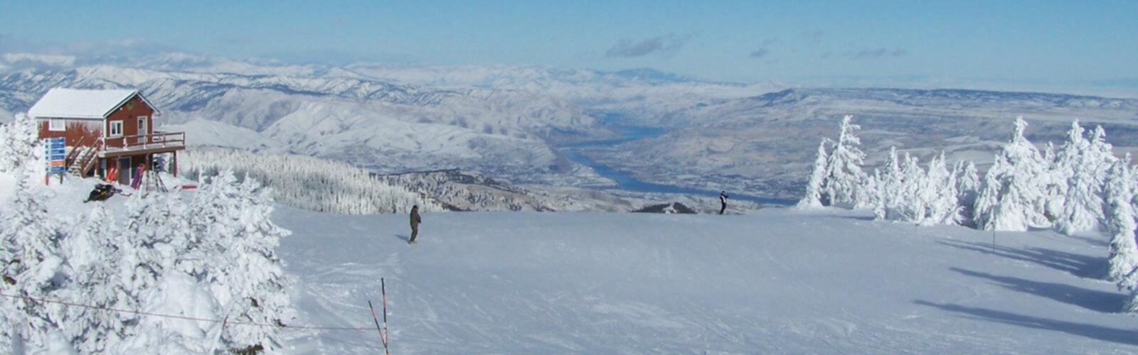 Hiking Mission Ridge Park - panoramic view  outdoor snow nature skiing mountain snowboarding ice ski slope glacial landform ski slope day