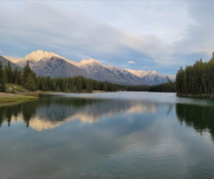 Johnson Lake trail - hiking in Canadian Rockies