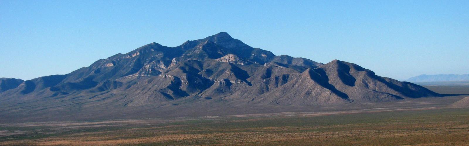 Big Hatchet Peak trail - hiking in Southwest New Mexico