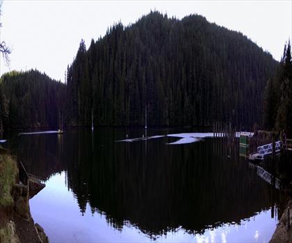 Durrance Lake trail - hiking in Vancouver Island