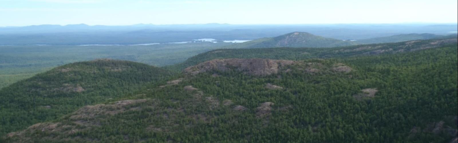 Hiking The Traveler, Maine - panoramic view