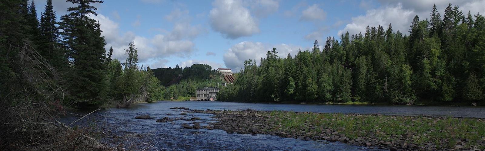 Cedar Falls trail - hiking in Northeastern Ontario