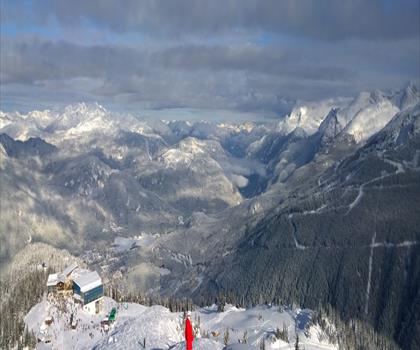 Whistler Blackcomb Resort trail - hiking in Vancouver Coast Mountains
