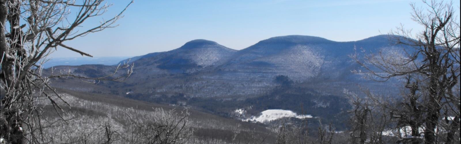Hiking Windham High Peak, New York - panoramic view