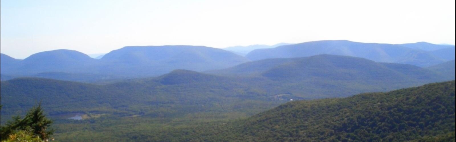 Hiking Thomas Cole Mountain, New York - panoramic view