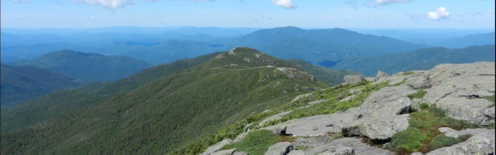 Randonnée Iroquois Peak, New York - vue panoramique