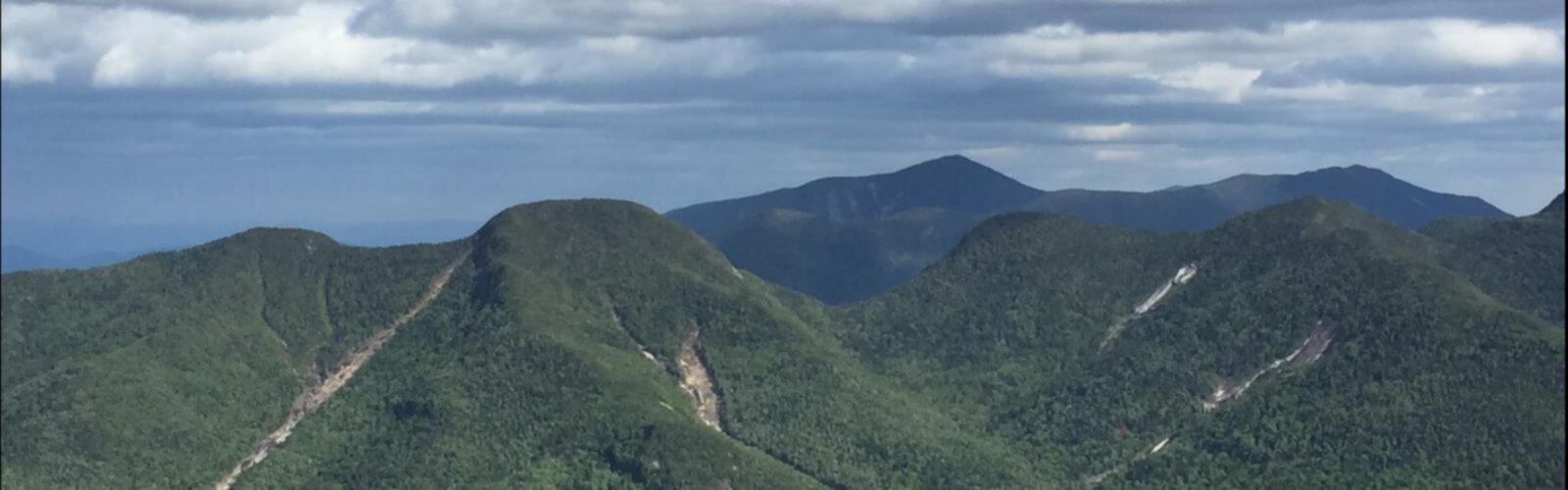 Hiking Yard Mountain, New York - panoramic view
