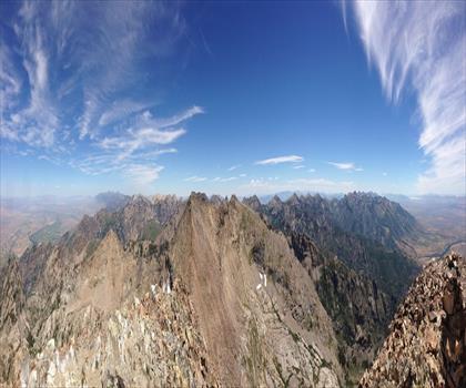 Mount Gilbert, Nevada trail - hiking in Cowboy Country