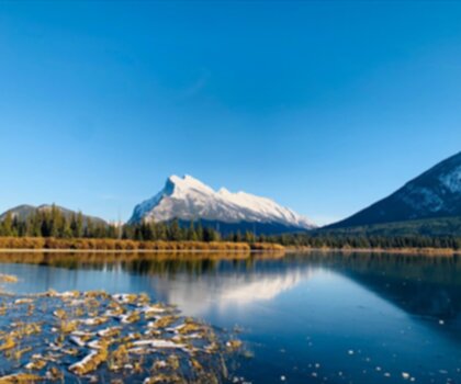 Vermilion Lakes trail - hiking in Canadian Rockies