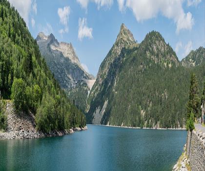 Lac d'Orédon trail - hiking in Hautes-Pyrénées