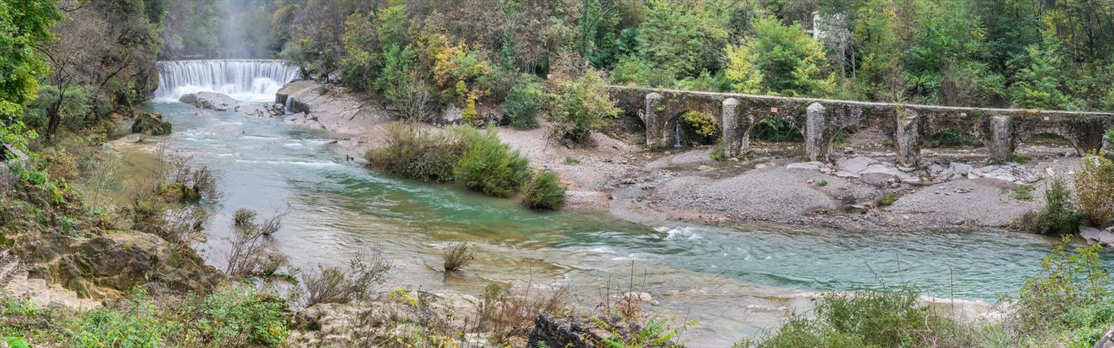La Cascade de la vis trail - hiking in Gard