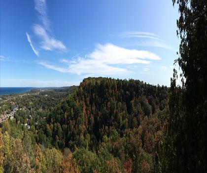 Beamers Falls trail - hiking in Niagara Canada