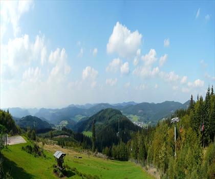 Panorama Park trail - hiking in Vancouver Coast Mountains