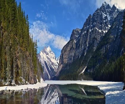 Mount Lake trail - hiking in Kootenay Rockies