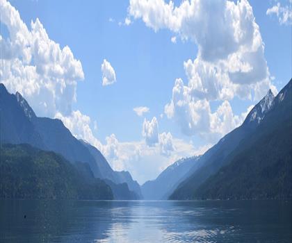 Valhalla Provincial Park trail - hiking in Kootenay Rockies
