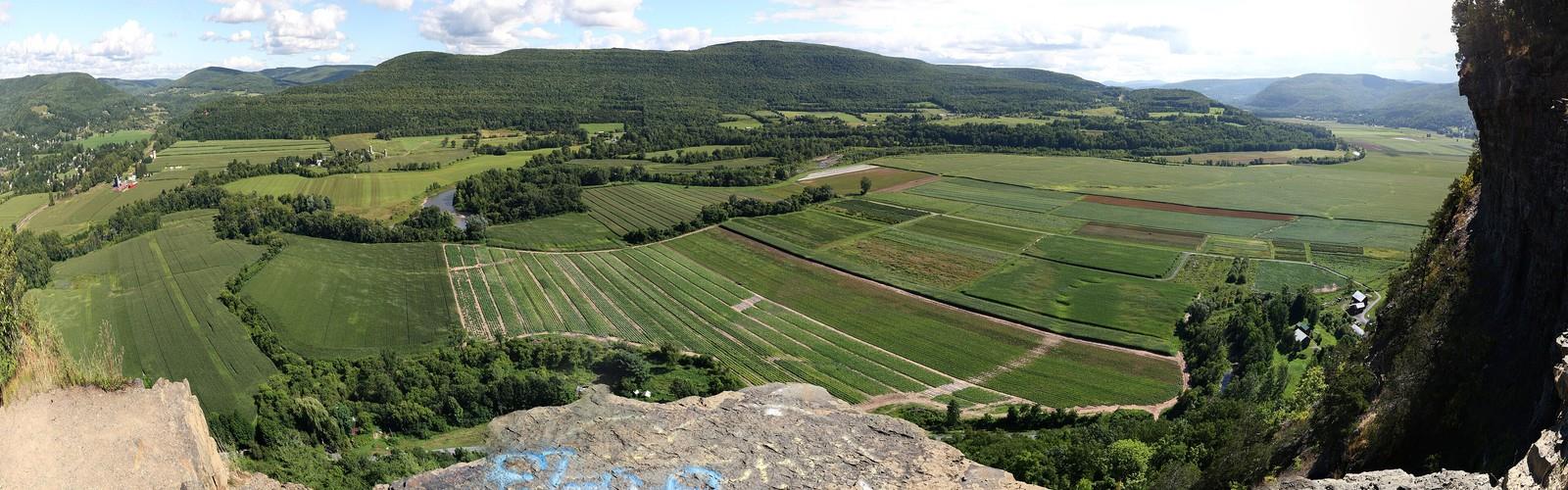 Vroman's Nose Hiking Trail trail - hiking in Leatherstocking Region