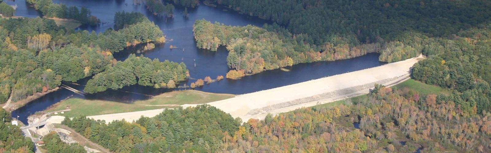 Sentier West Hill Dam - randonnée en Centre du Massachusetts