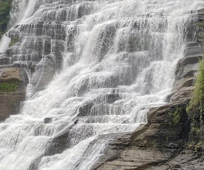 Ithaca Falls Natural Area trail - hiking in Finger Lakes