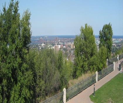 Sam Lawrence Park trail - hiking in Hamilton, Halton and Brant