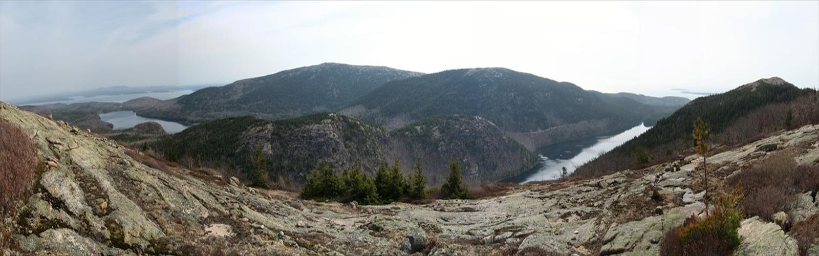 Acadia National Park trail - hiking in Down East & Acadia