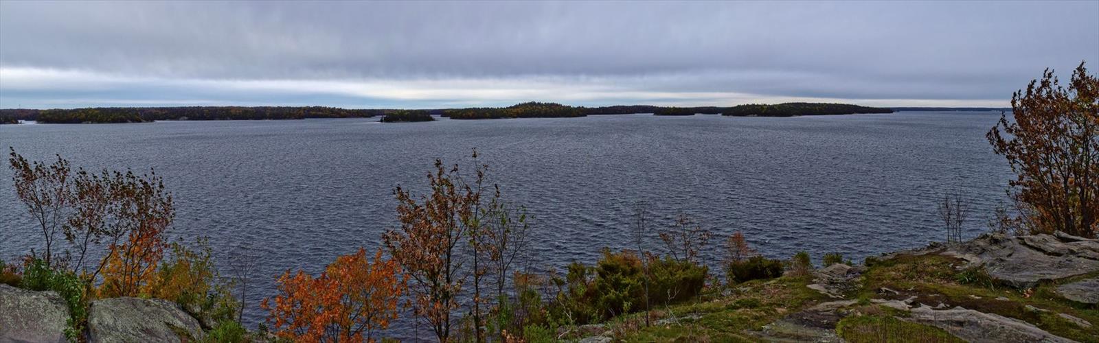 Killbear Provincial Park trail - hiking in Nobel