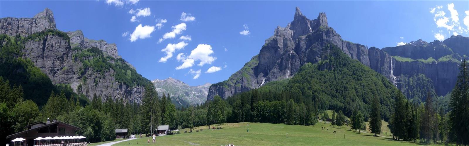 Cirque Du Fer A Cheval trail - hiking in Haute-Savoie