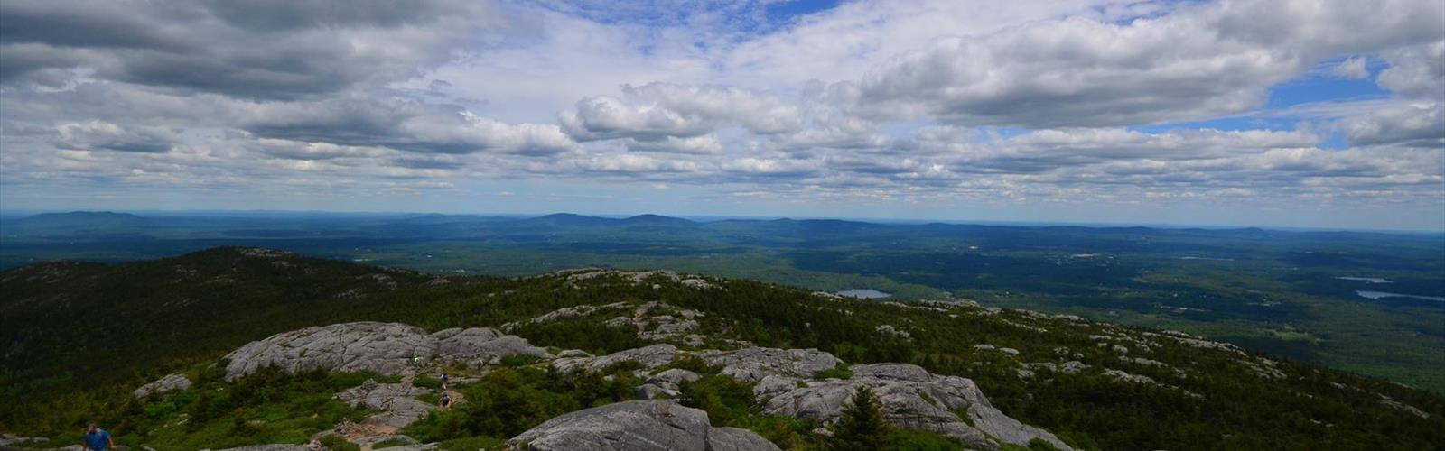 Sentier parc d'État Monadnock - randonnée en Région de Monadnock