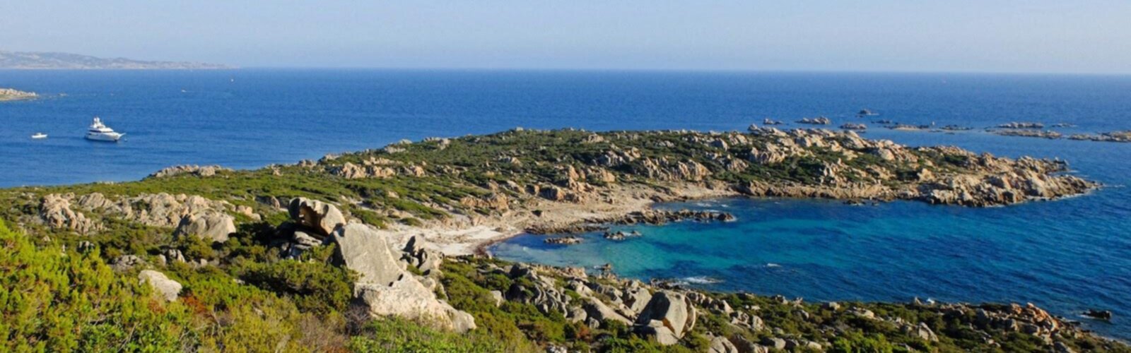 Sentier Des Bruzzi trail - hiking in Corse-du-Sud